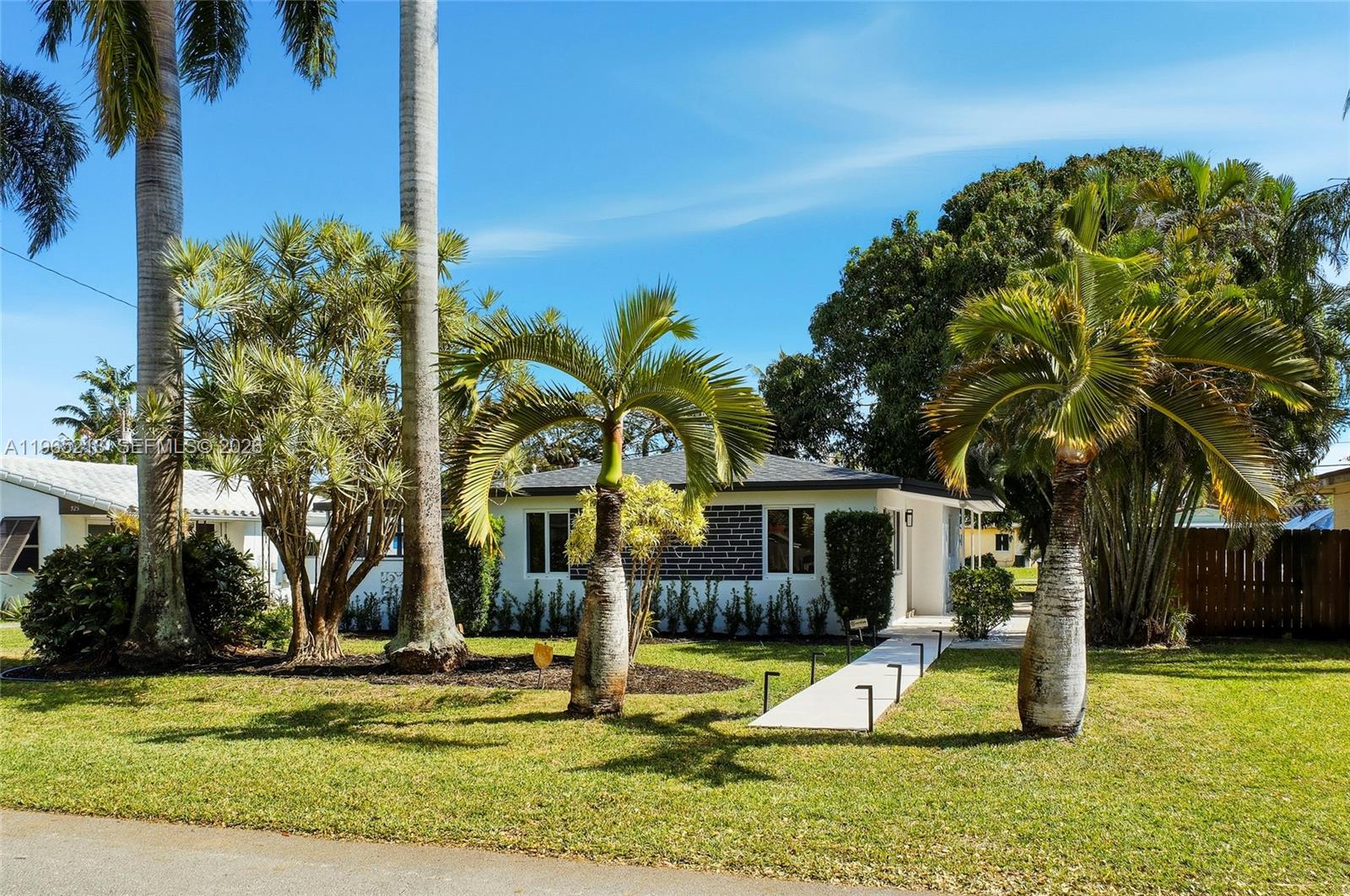 BREEZY MANOR AMENDED - Residential