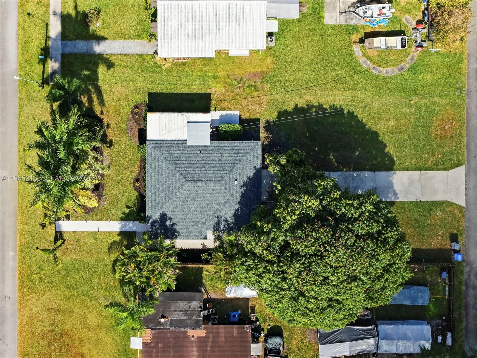 BREEZY MANOR AMENDED - Residential