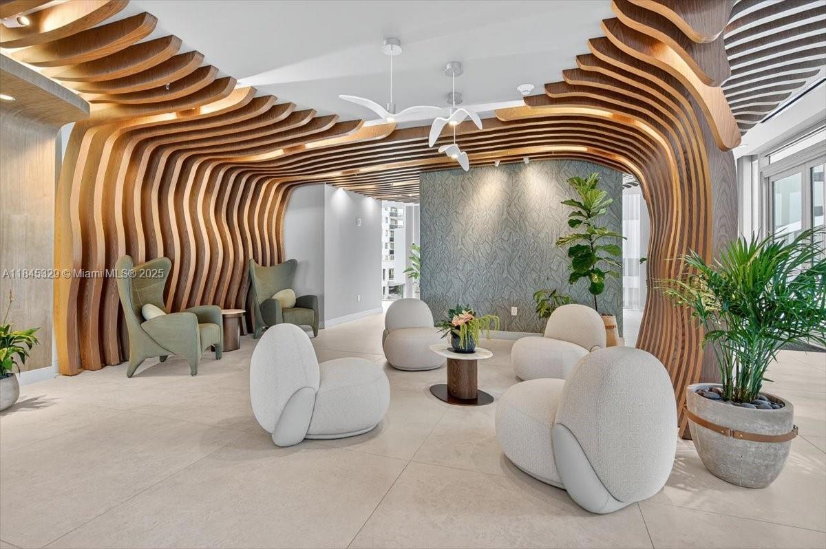 ARIA RESERVE - Residential