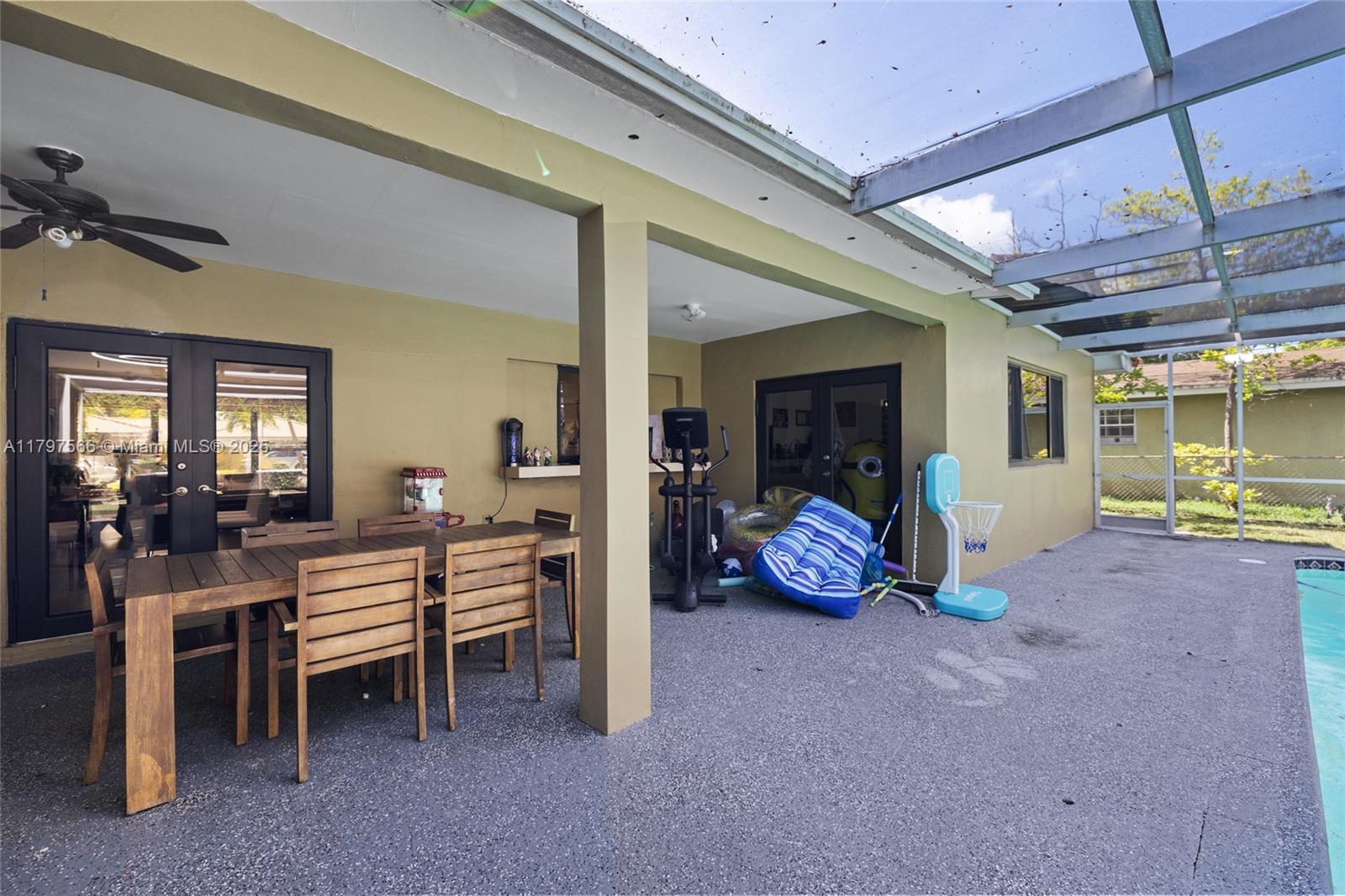 HIGHLAND OAK GARDENS SEC - Residential Lease