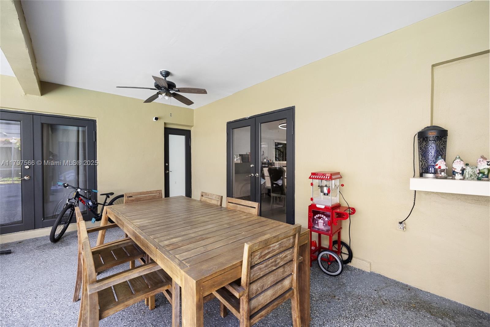 HIGHLAND OAK GARDENS SEC - Residential Lease