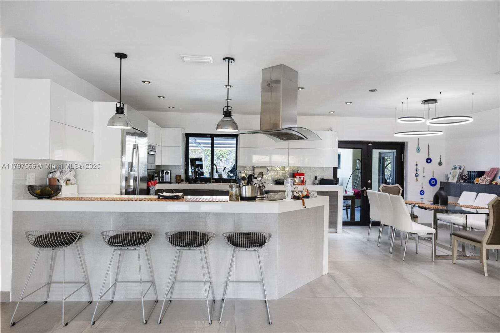 HIGHLAND OAK GARDENS SEC - Residential Lease