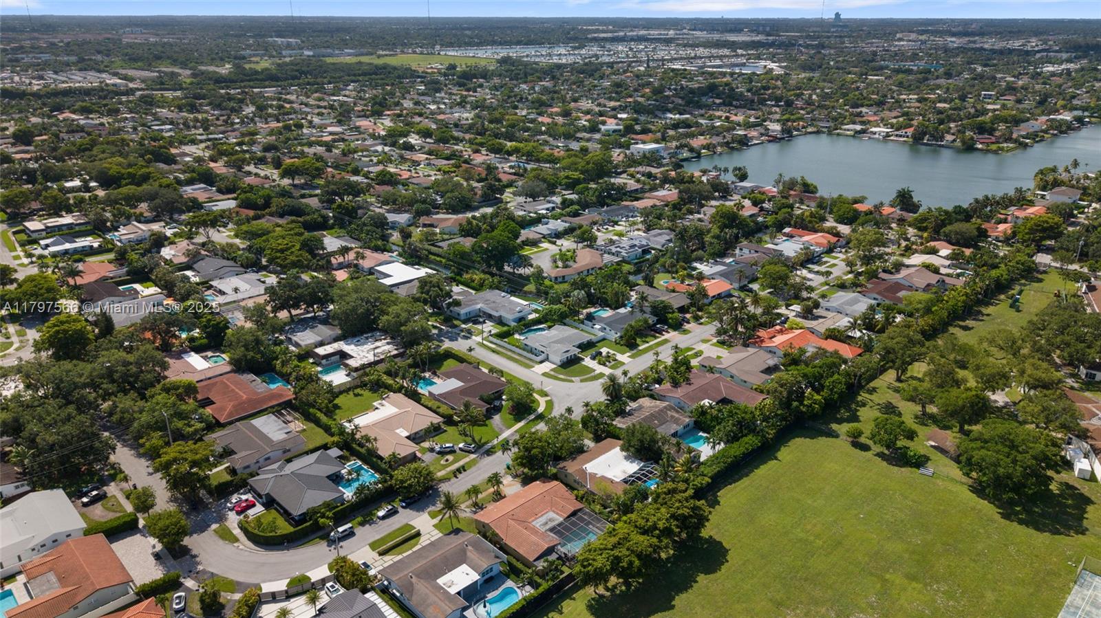 HIGHLAND OAK GARDENS SEC - Residential Lease