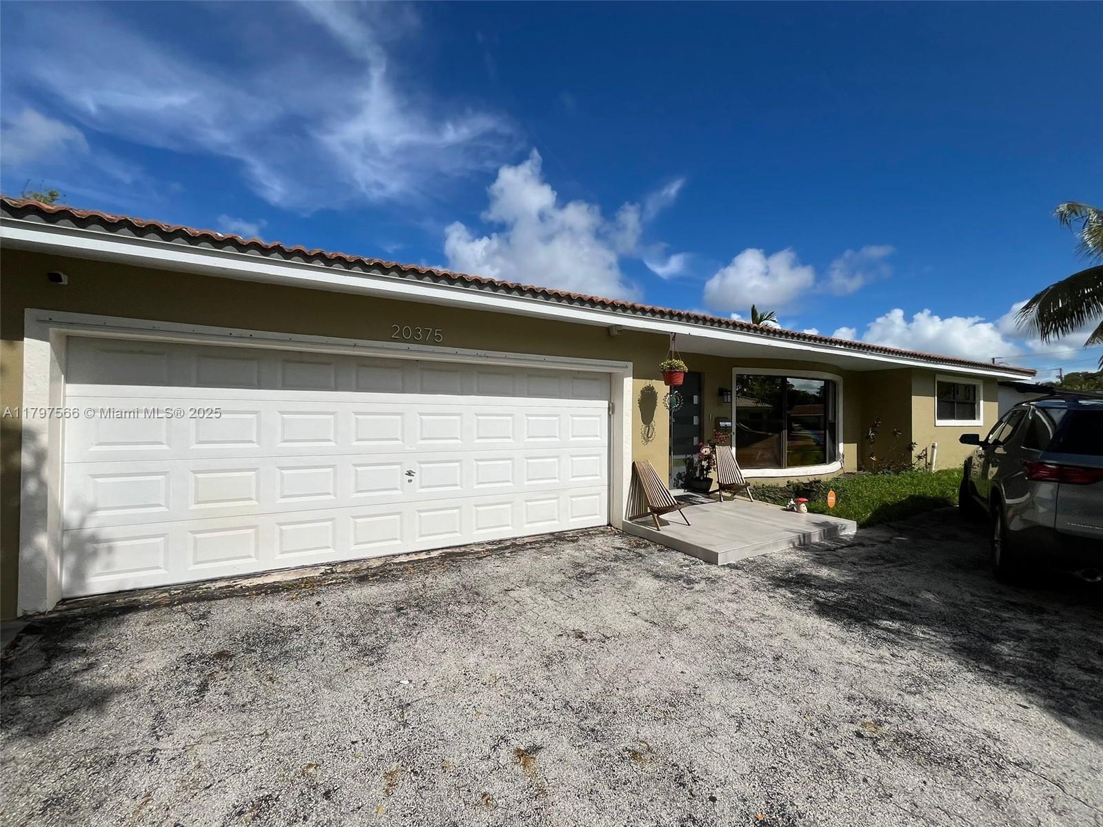 20375 Ne 22nd Pl, Miami, Broward County, Florida - 4 Bedrooms  
3 Bathrooms - 