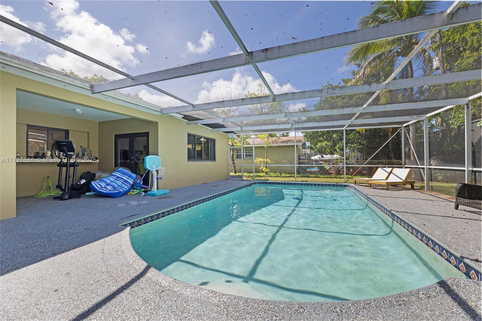 HIGHLAND OAK GARDENS SEC - Residential Lease