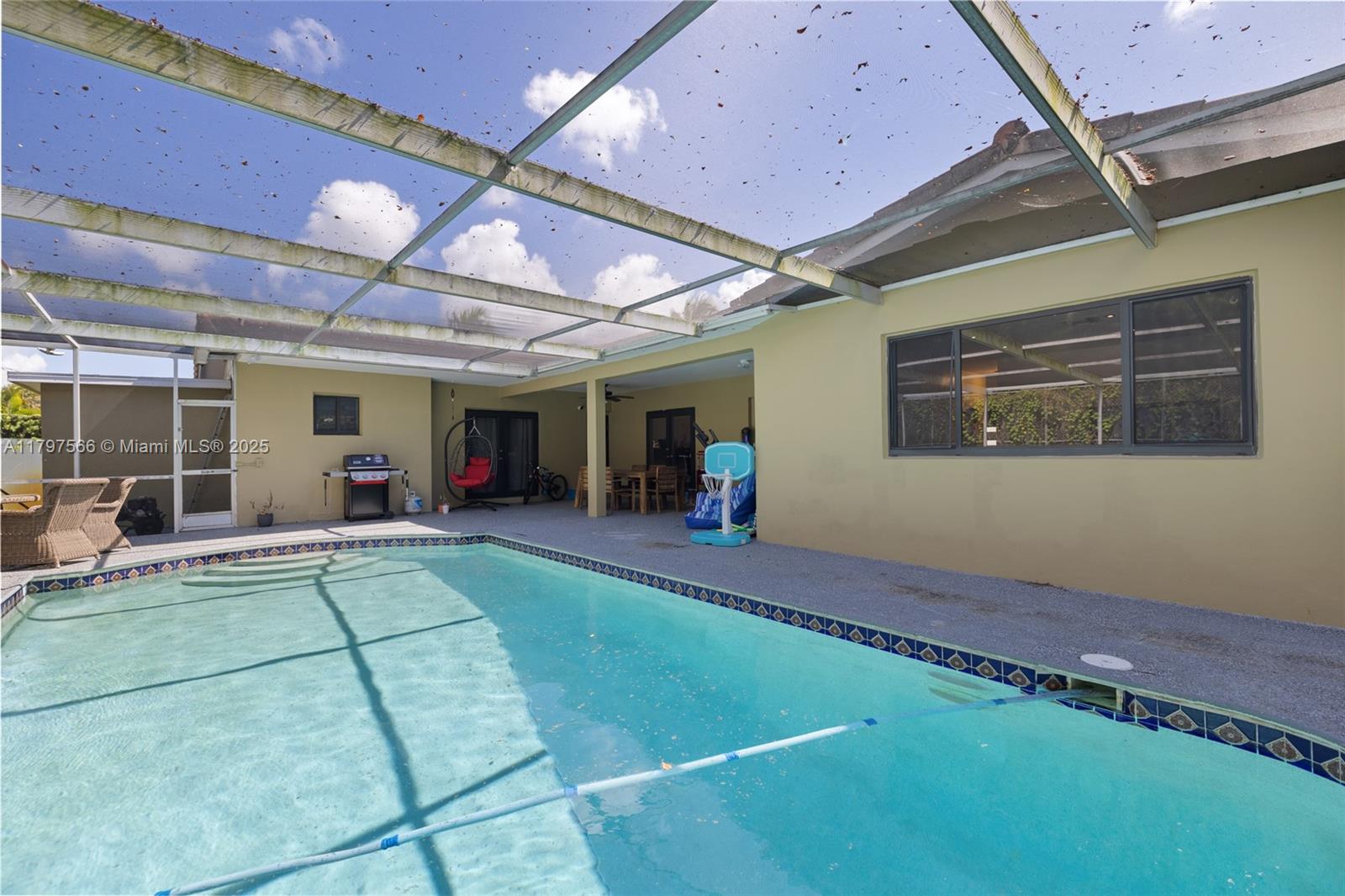 HIGHLAND OAK GARDENS SEC - Residential Lease