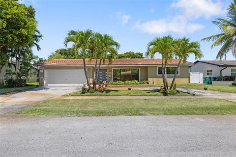 20375 NE 22nd Pl Miami FL 33180