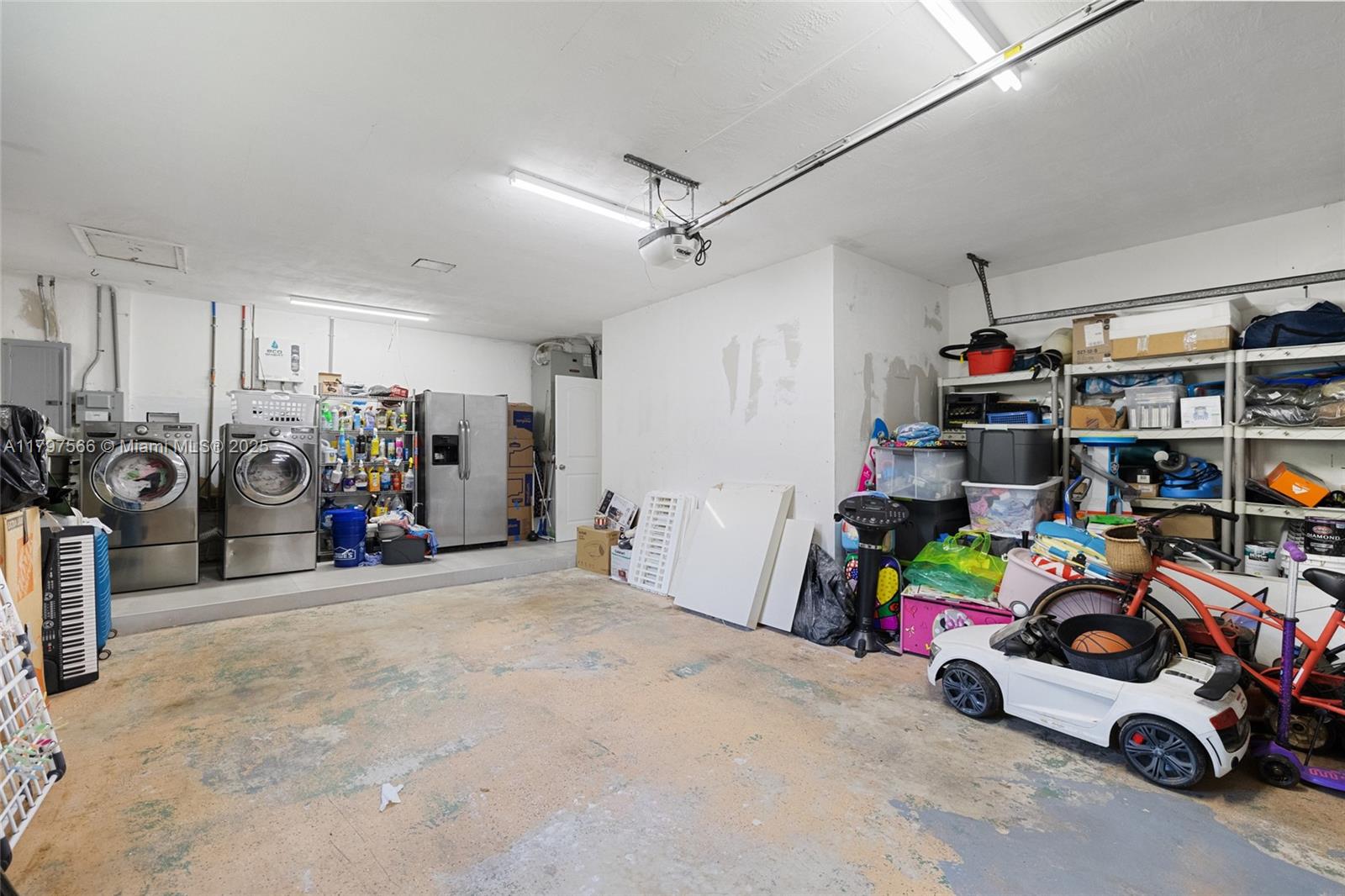 HIGHLAND OAK GARDENS SEC - Residential Lease