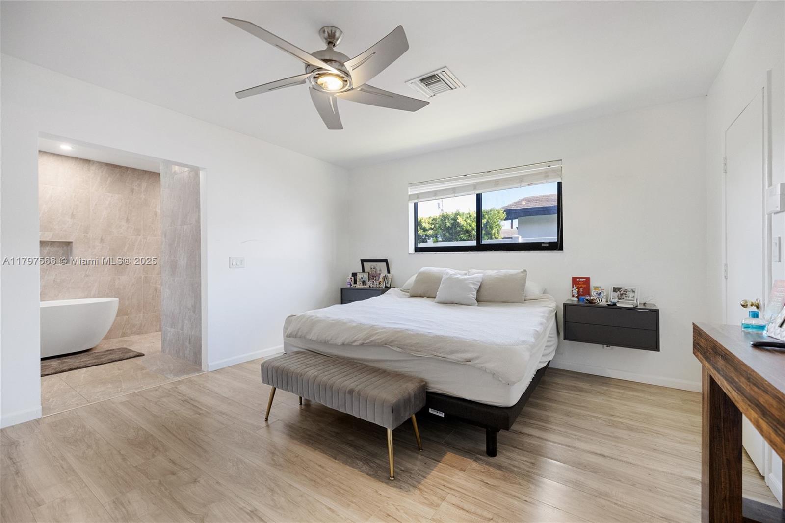 HIGHLAND OAK GARDENS SEC - Residential Lease