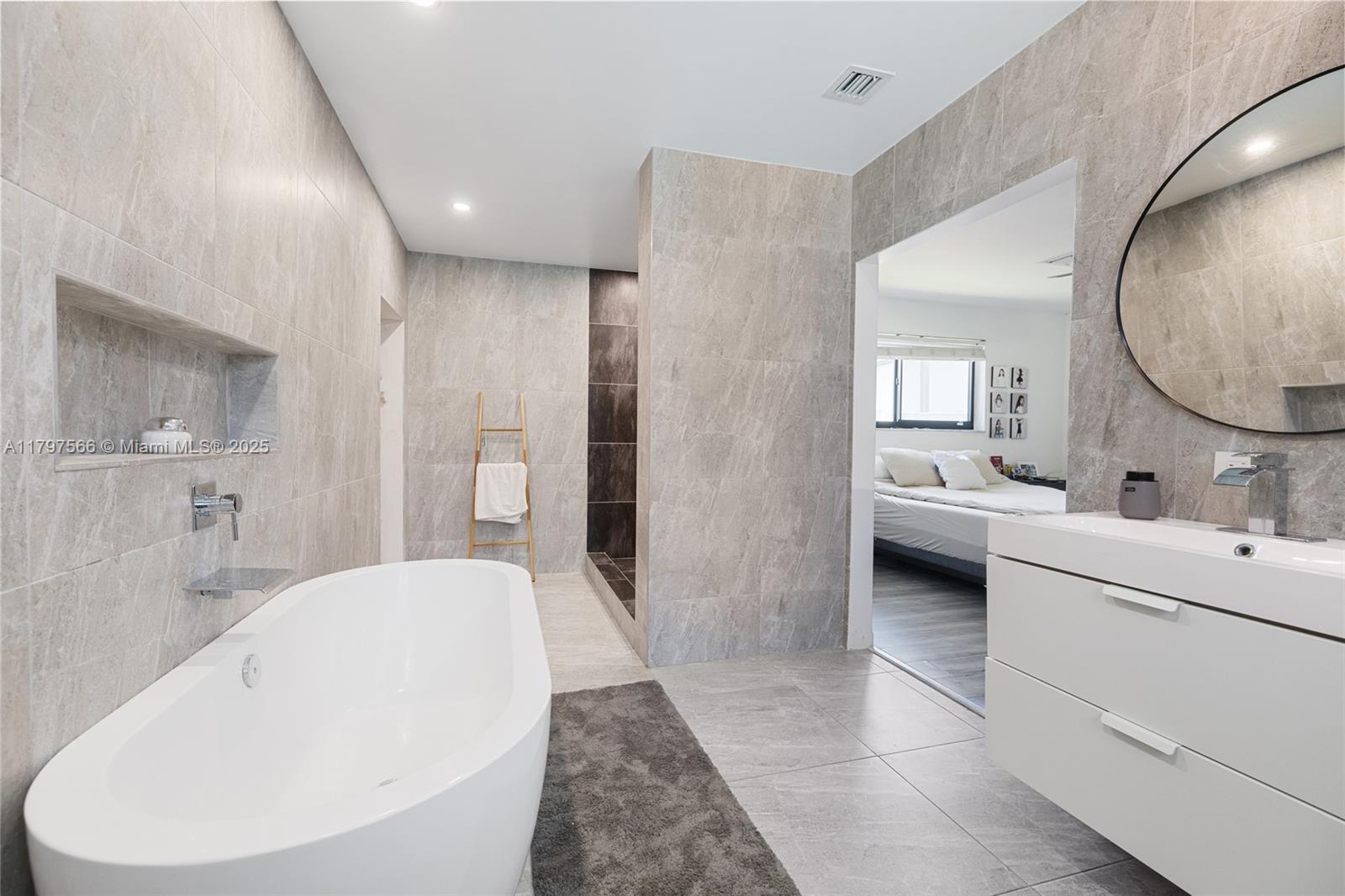 HIGHLAND OAK GARDENS SEC - Residential Lease