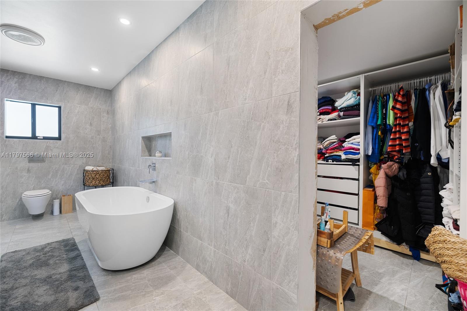 HIGHLAND OAK GARDENS SEC - Residential Lease