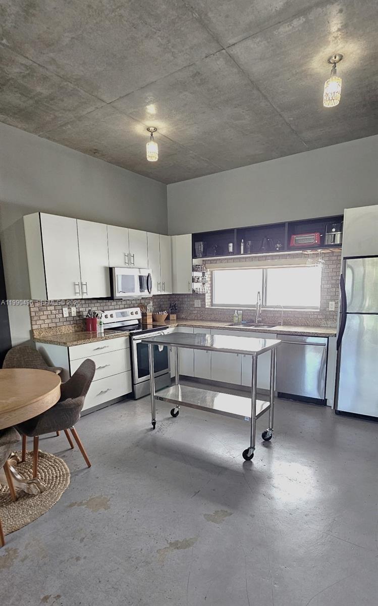 EVERGLADES LAND SALES CO - Residential