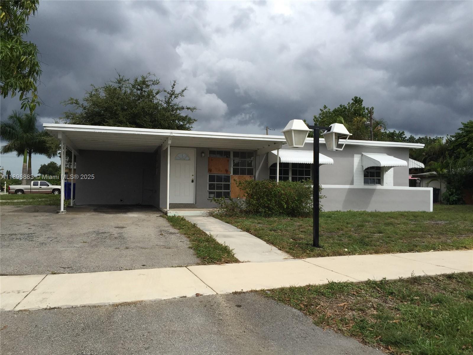 LAKE FOREST SEC 2 - Residential Lease