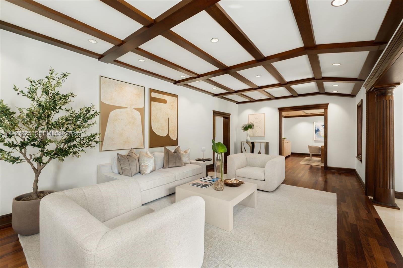 CORAL GABLES COUNTRY CLUB - Residential Lease