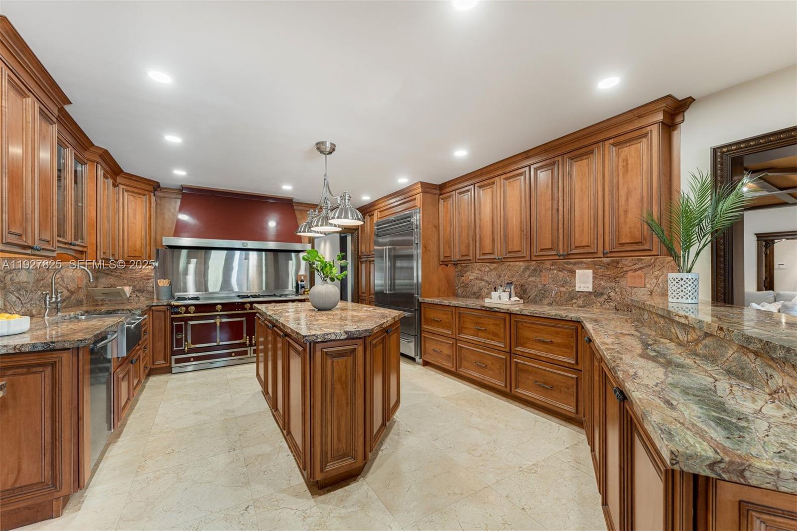 CORAL GABLES COUNTRY CLUB - Residential Lease