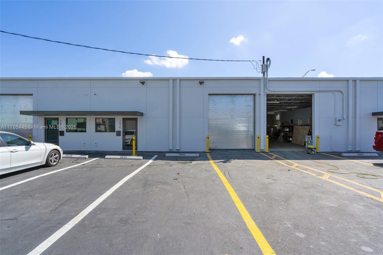 Fully remodeled 4,620 SF industrial space with 225 amps, 3-phase power, and 2 restrooms. Includes 3 tandem with a total of 6 parking spaces and a gated outdoor storage area. Offered at $23/SF gross with a friendly landlord in a prime industrial location.