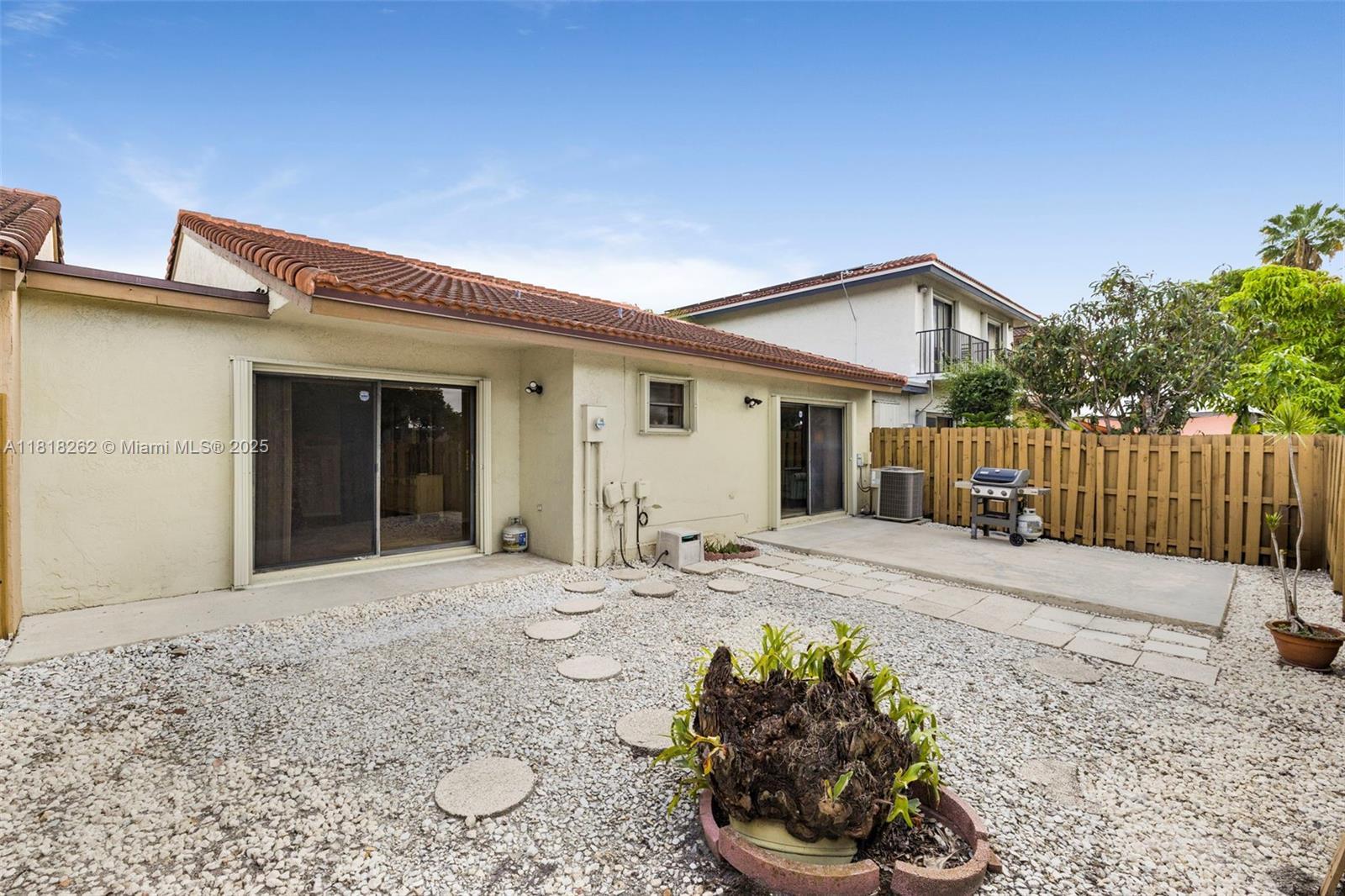 THE MOORS TOWNVILLAS - Residential