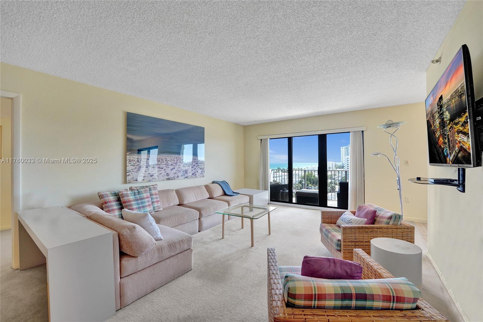 1201 S Ocean Dr 908S, Hollywood, Broward County, Florida - 2 Bedrooms  
2 Bathrooms - 