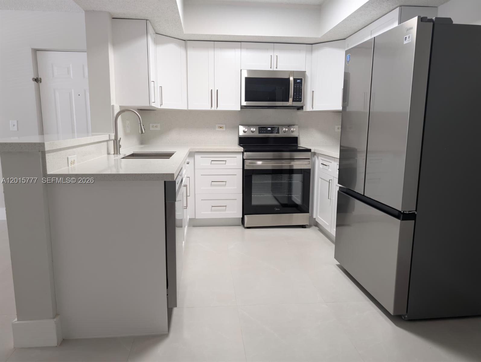 LAKEWOOD AT EMERALD HILLS - Residential Lease