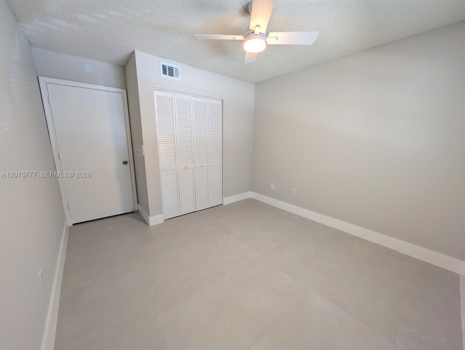 LAKEWOOD AT EMERALD HILLS - Residential Lease