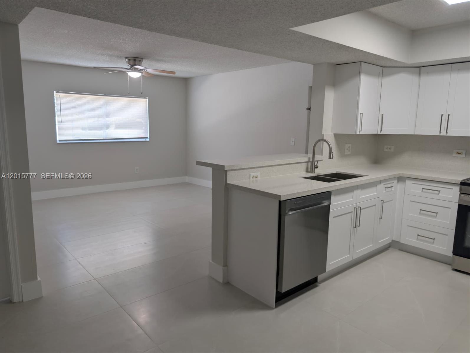 LAKEWOOD AT EMERALD HILLS - Residential Lease