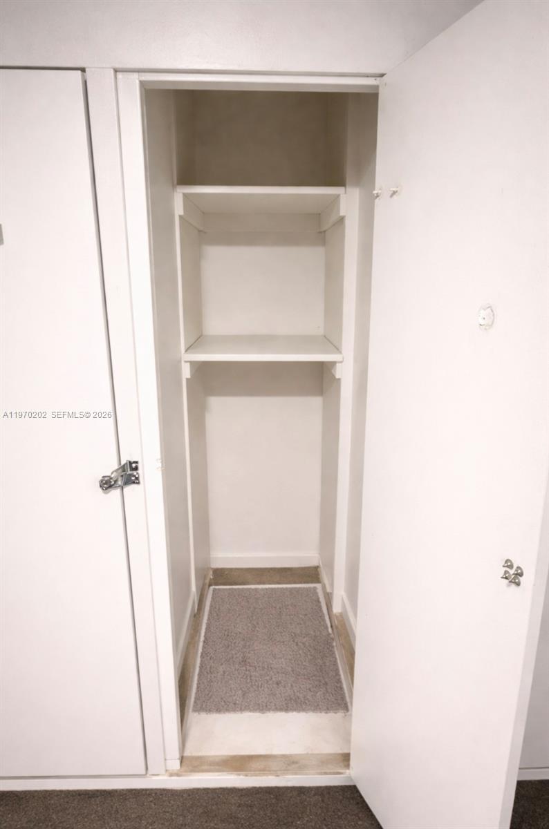 Palmview condominium apart - Residential