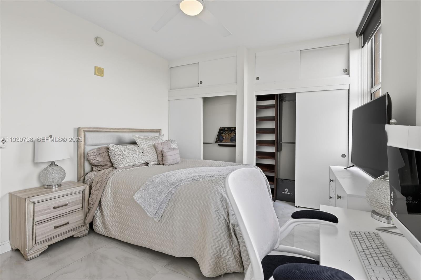 AVENTURA MARINA CONDO NUM - Residential