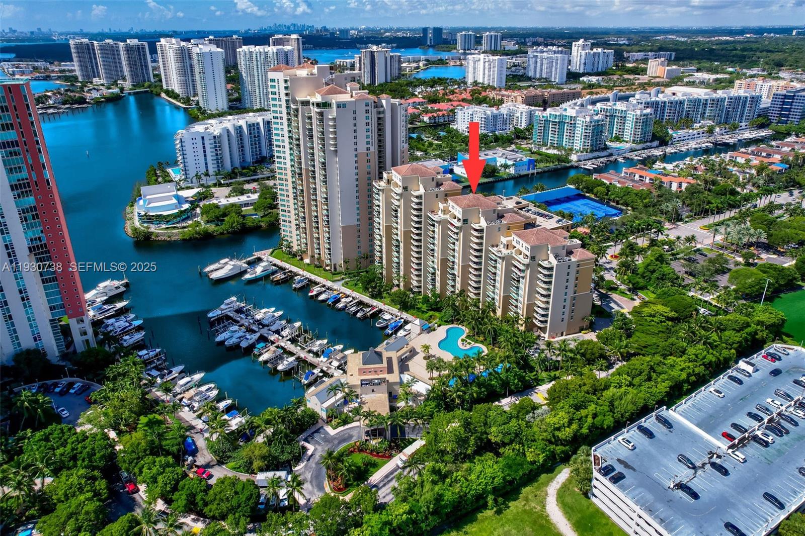 AVENTURA MARINA CONDO NUM - Residential