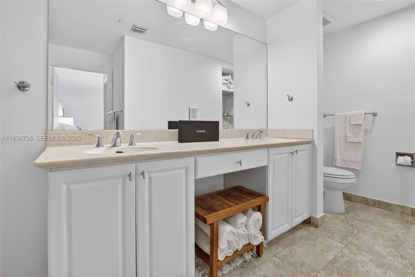 AVENTURA MARINA CONDO NUM - Residential