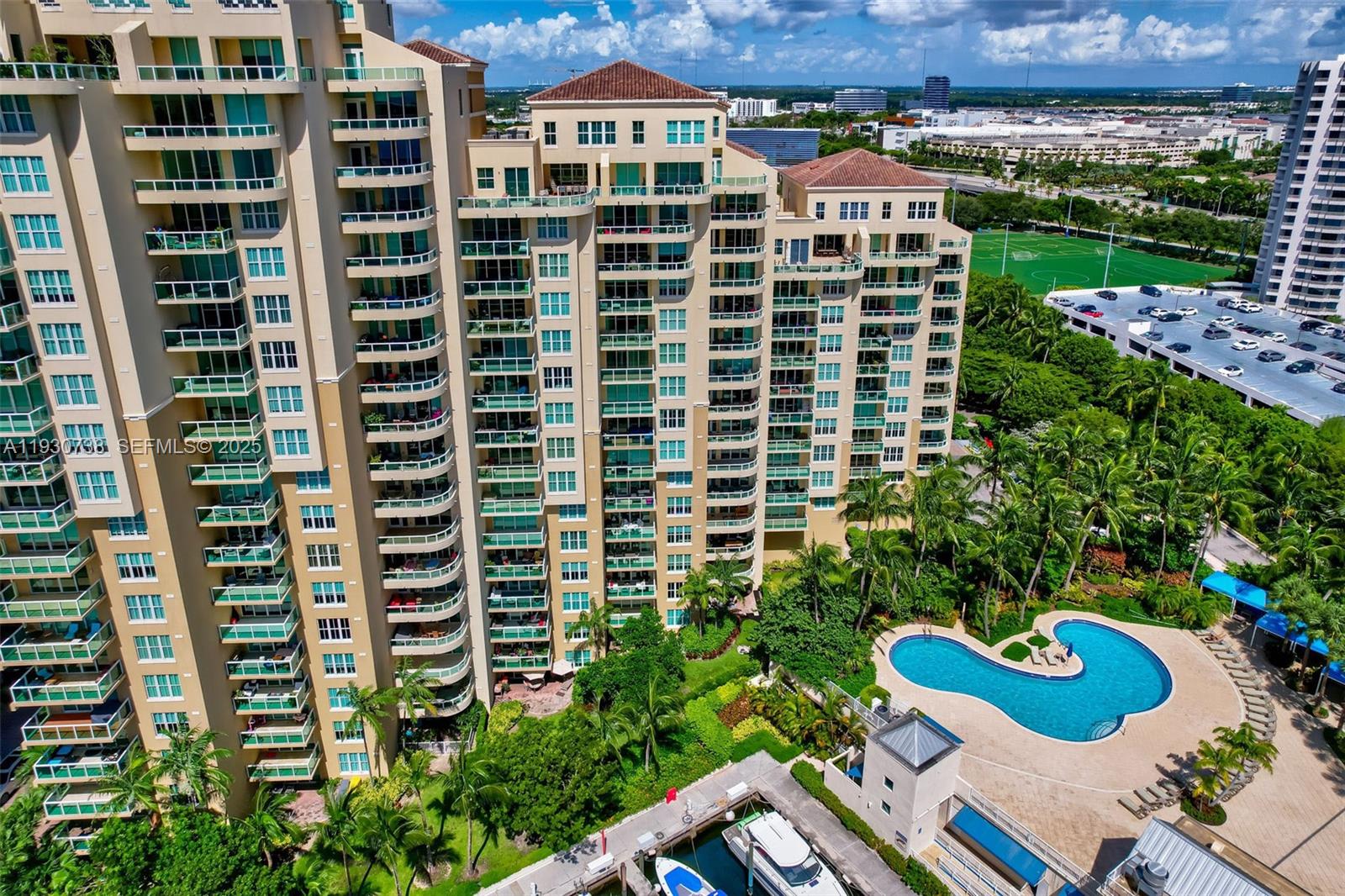 AVENTURA MARINA CONDO NUM - Residential
