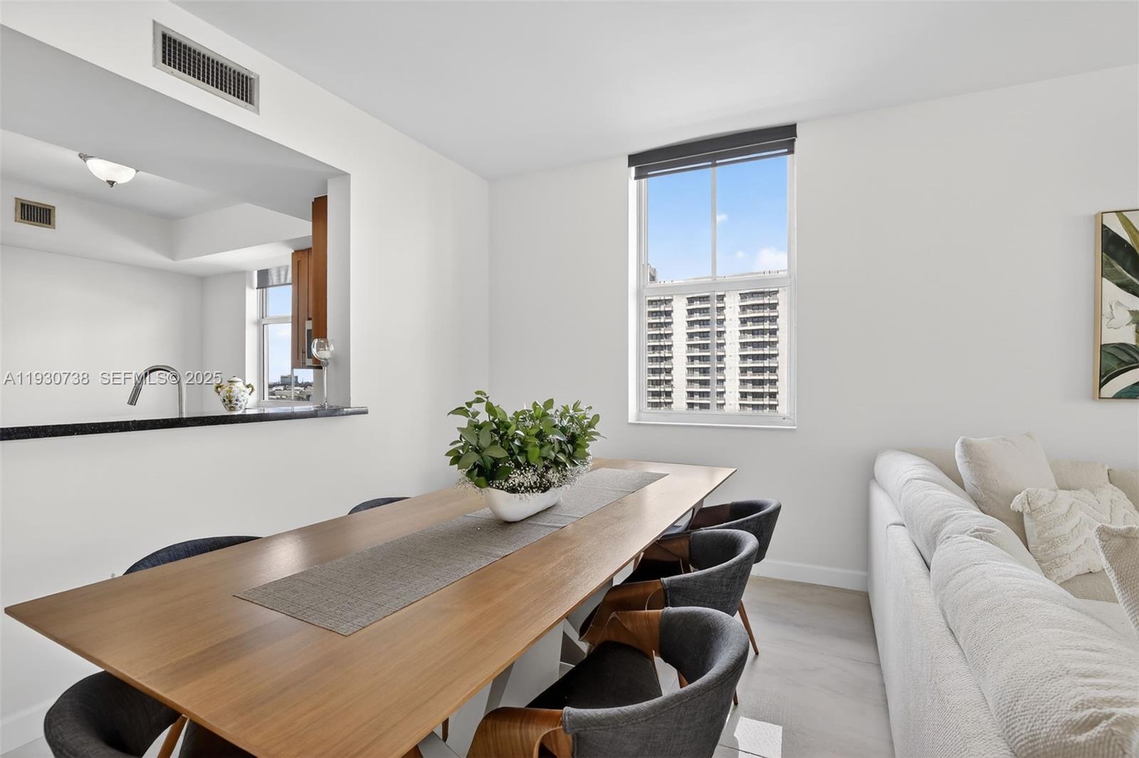 AVENTURA MARINA CONDO NUM - Residential