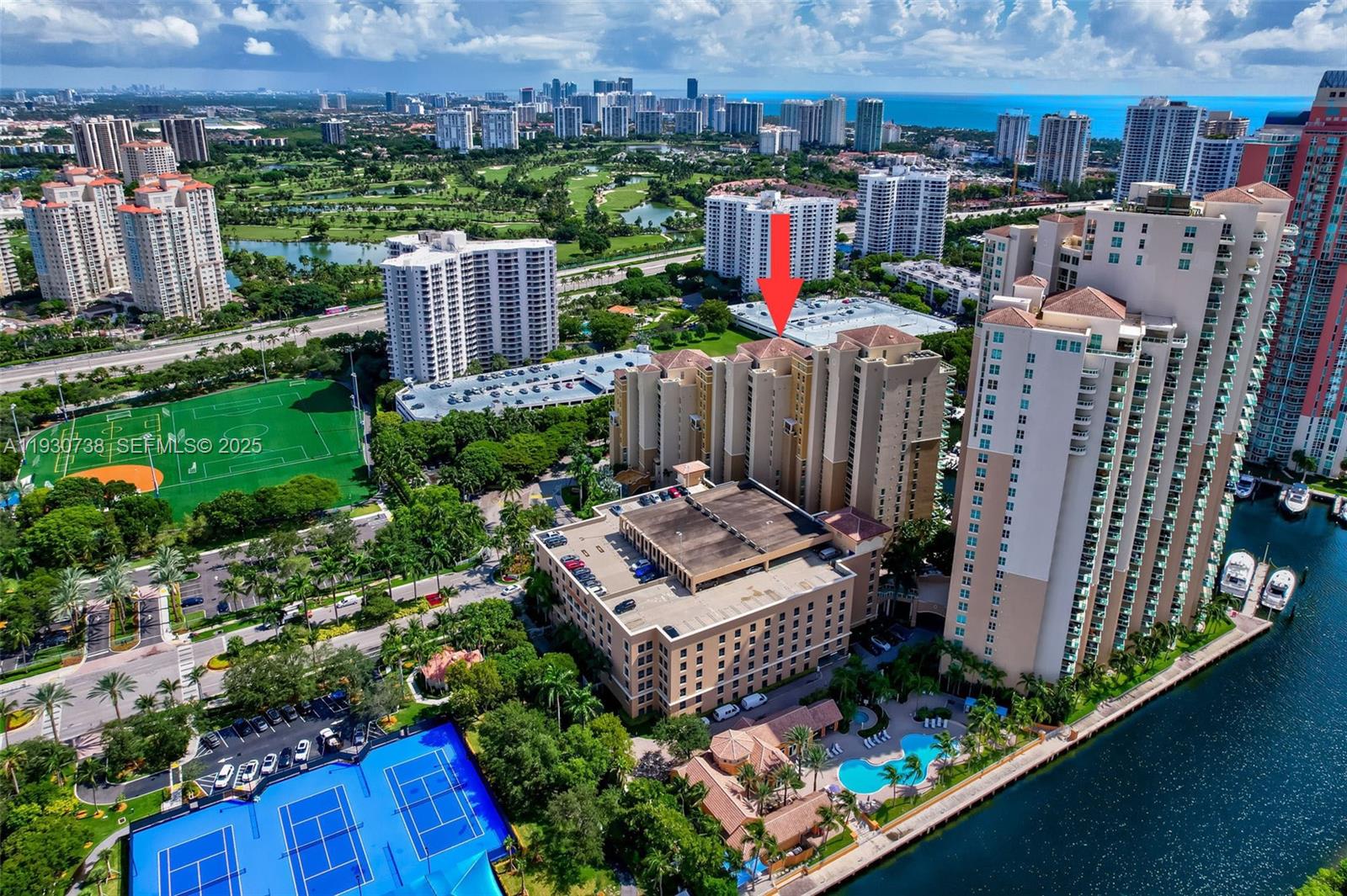 AVENTURA MARINA CONDO NUM - Residential