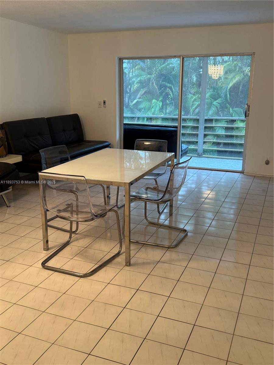 FAIRWAYS ROYALE CONDO - Residential