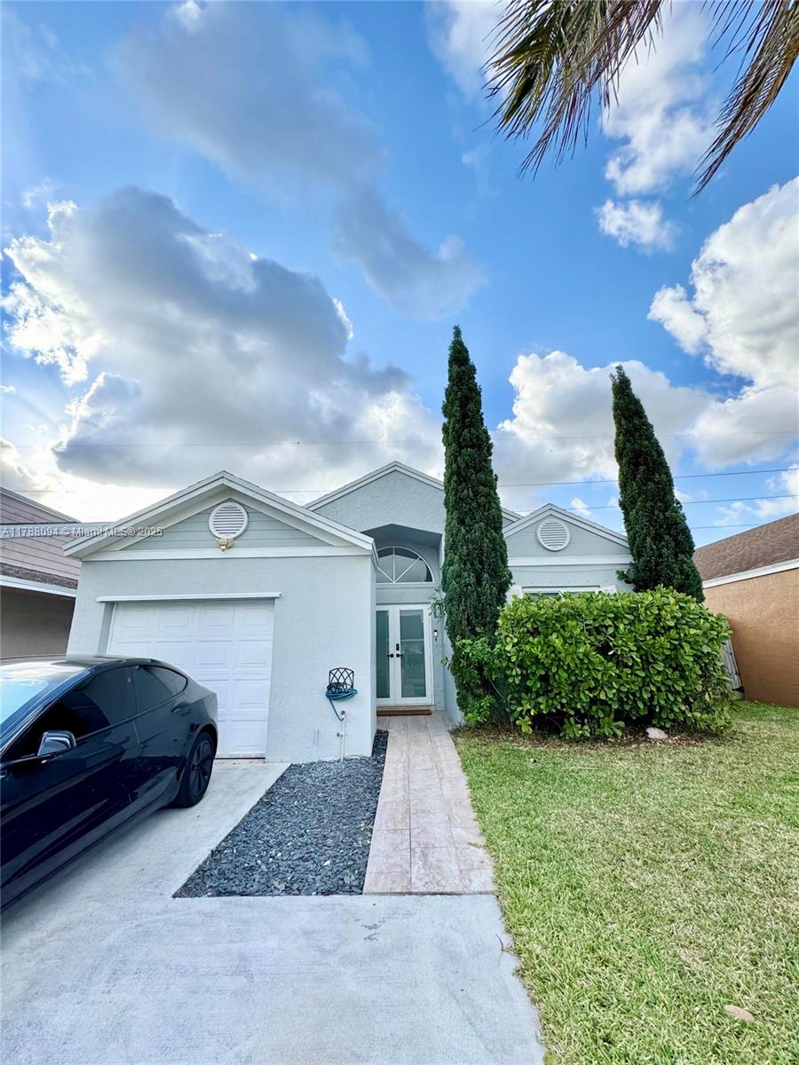 14626 Sw 128th Ct Rd, Miami, Broward County, Florida - 3 Bedrooms  
2 Bathrooms - 