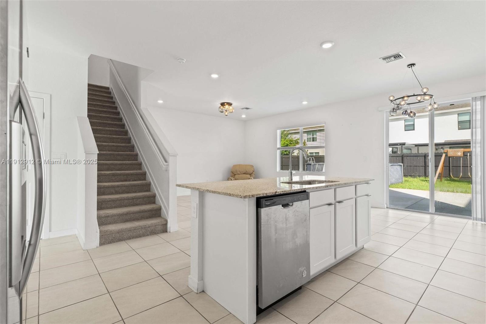 DIXIE HEIGHTS - Residential