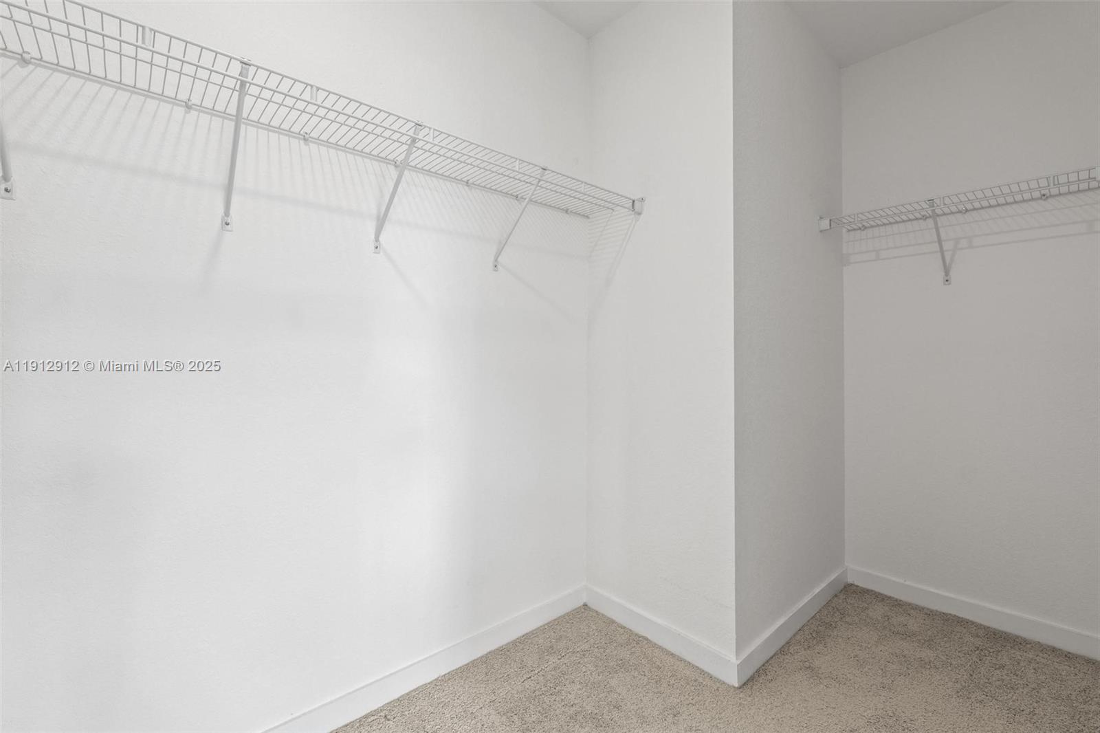 DIXIE HEIGHTS - Residential