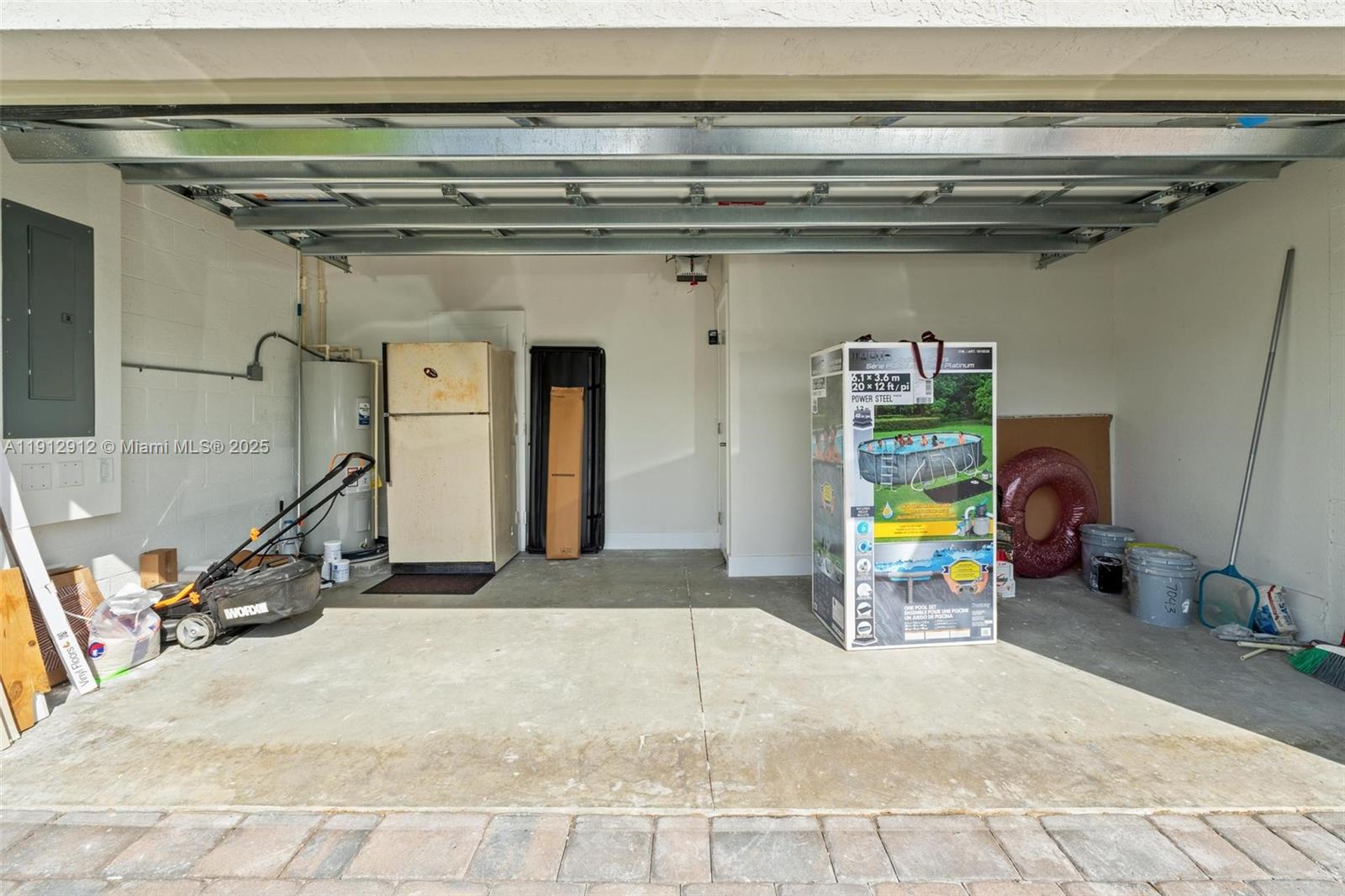 DIXIE HEIGHTS - Residential