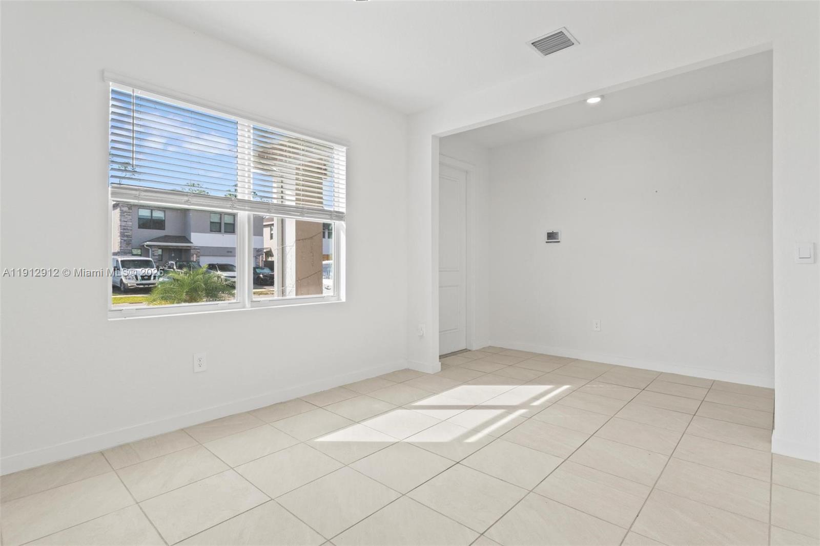 DIXIE HEIGHTS - Residential