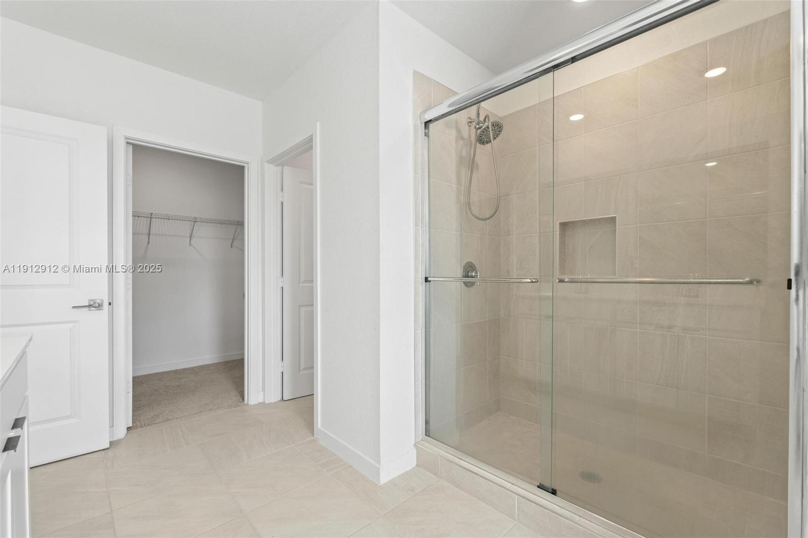 DIXIE HEIGHTS - Residential