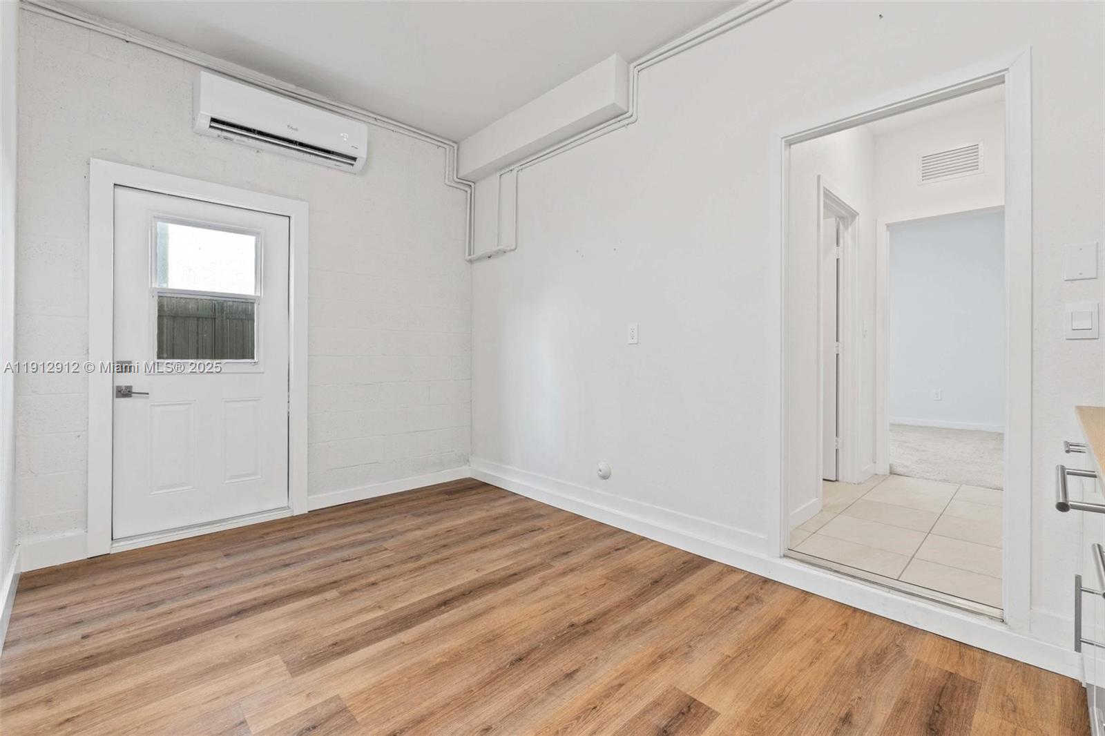 DIXIE HEIGHTS - Residential