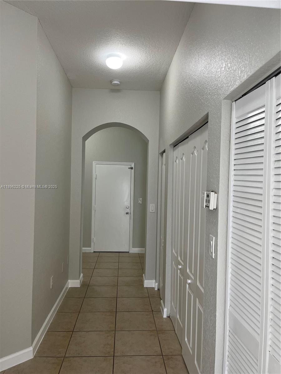 LAROC ESTATES - Residential