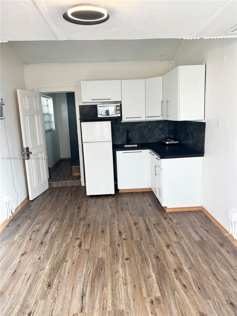 Rental Property at 705 Ne 87th St A, Miami, Broward County, Florida - Bathrooms: 1  - $1,800 MO.