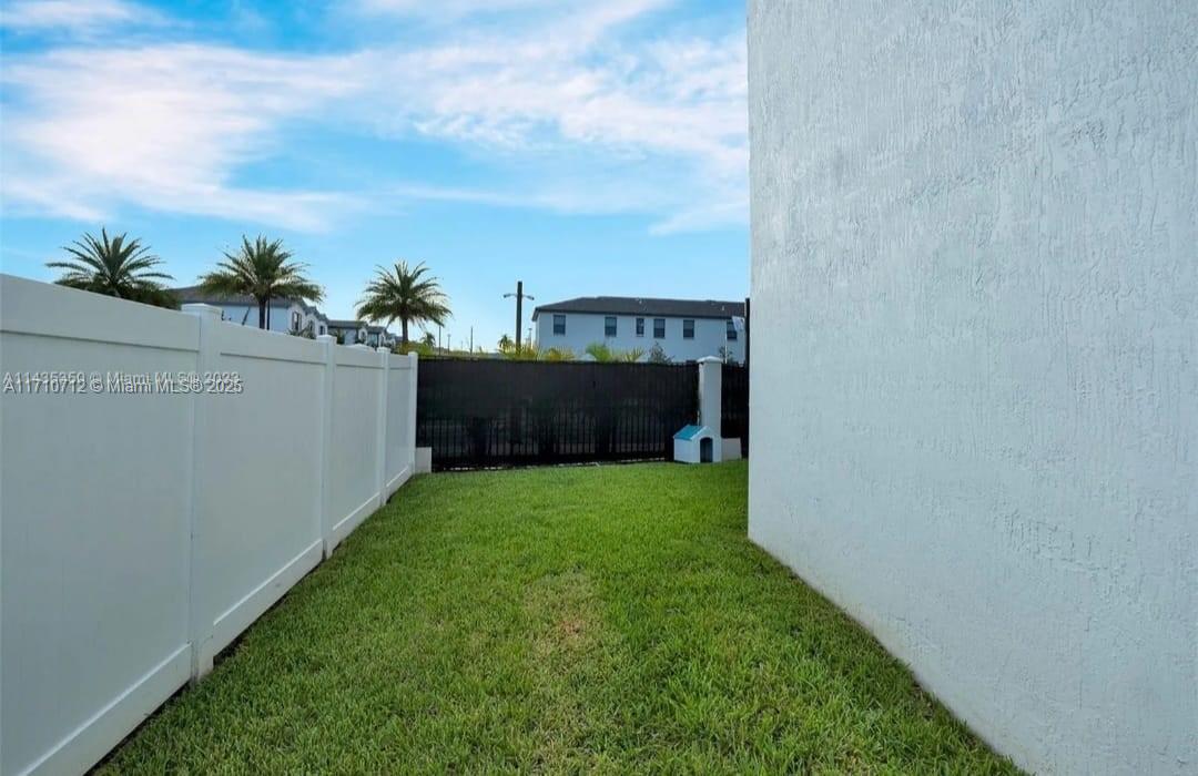 20366 NW 4th Path 20366