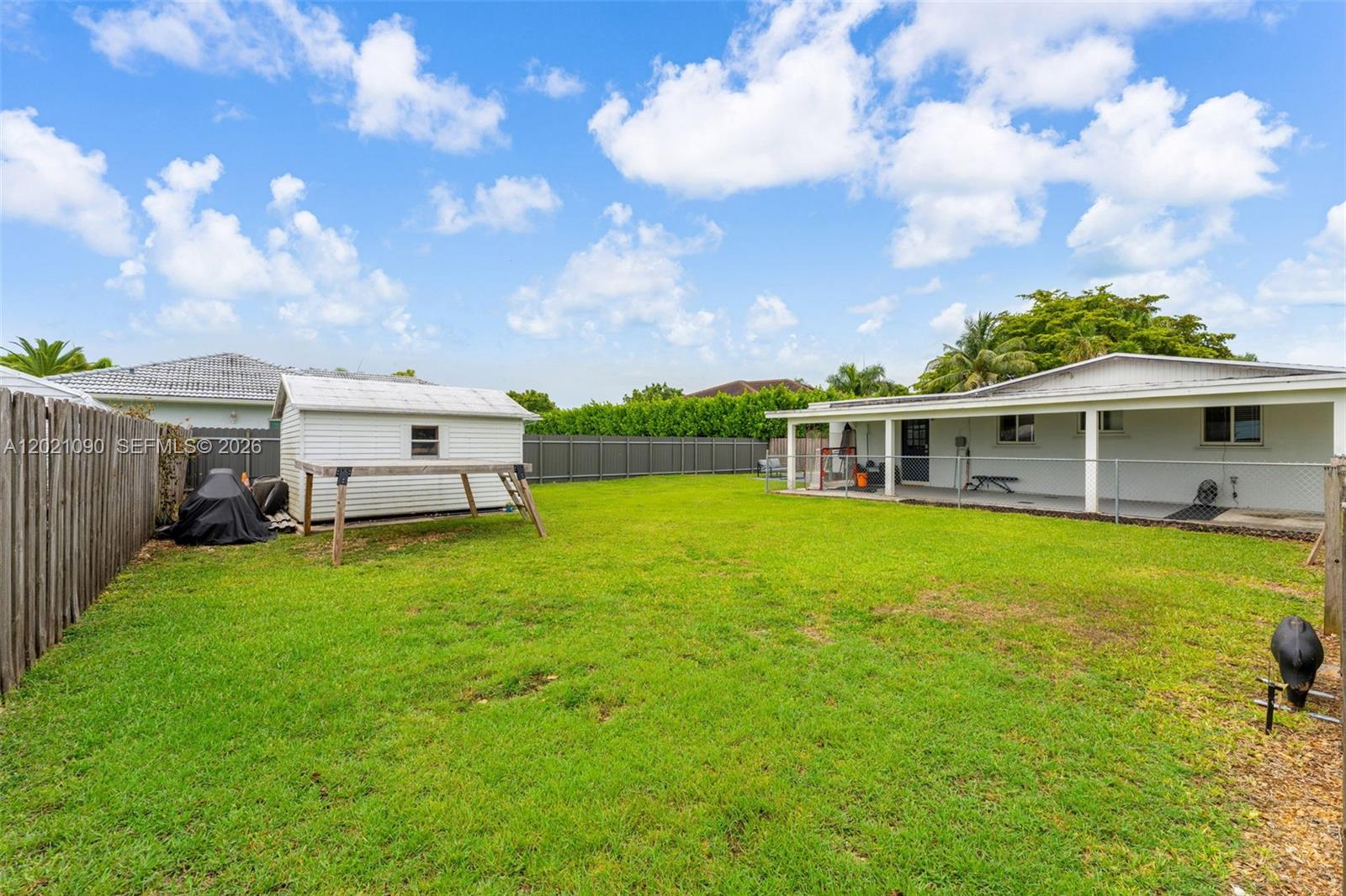 UNIVERSAL ESTATES SOUTH A - Residential