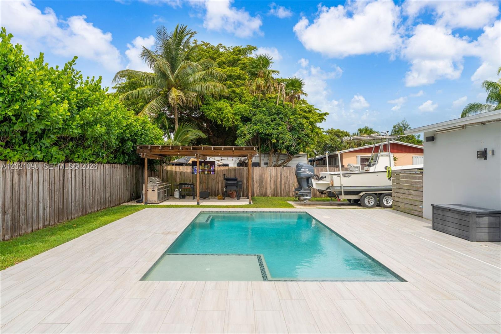 UNIVERSAL ESTATES SOUTH A - Residential