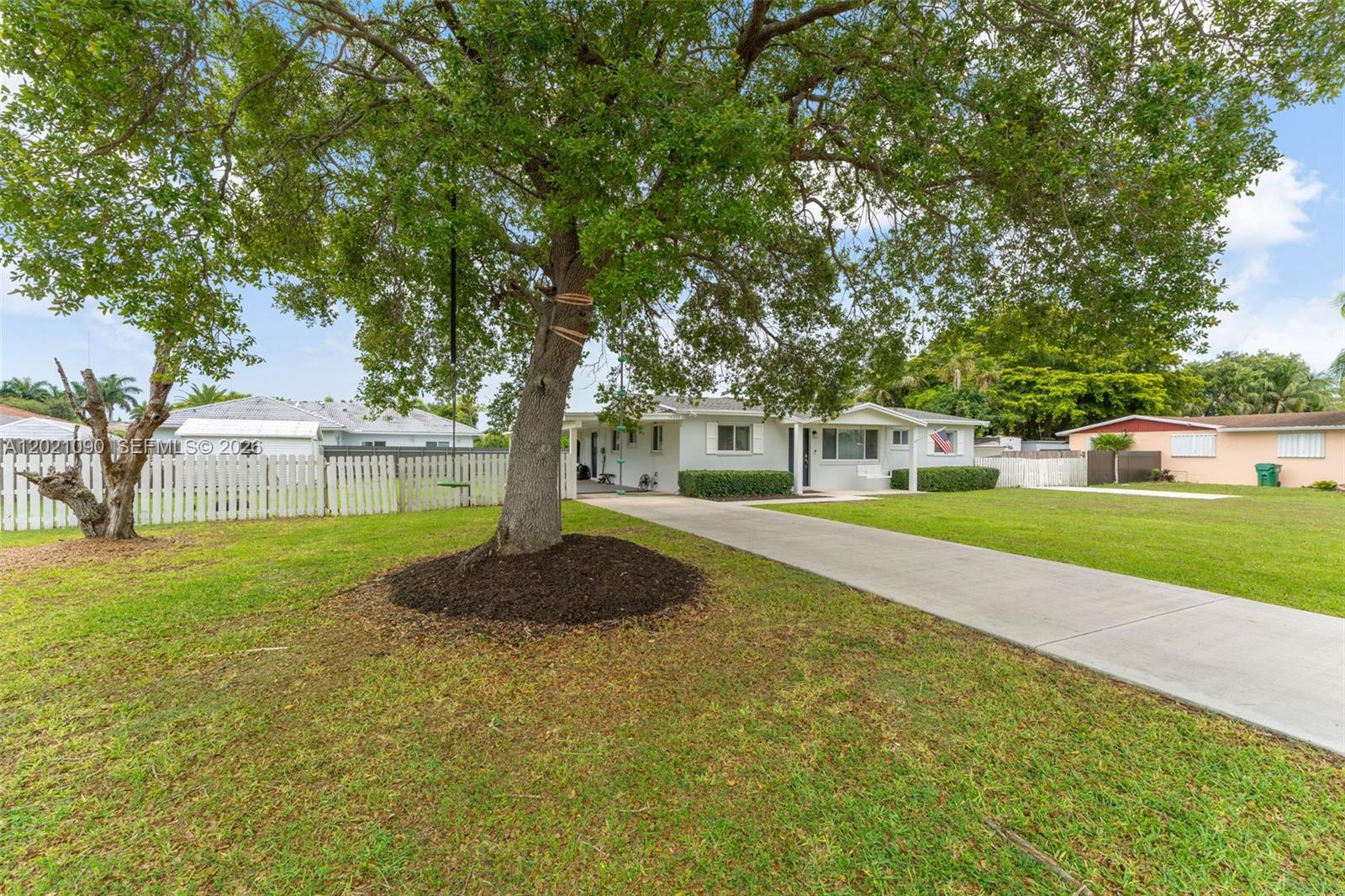 UNIVERSAL ESTATES SOUTH A - Residential