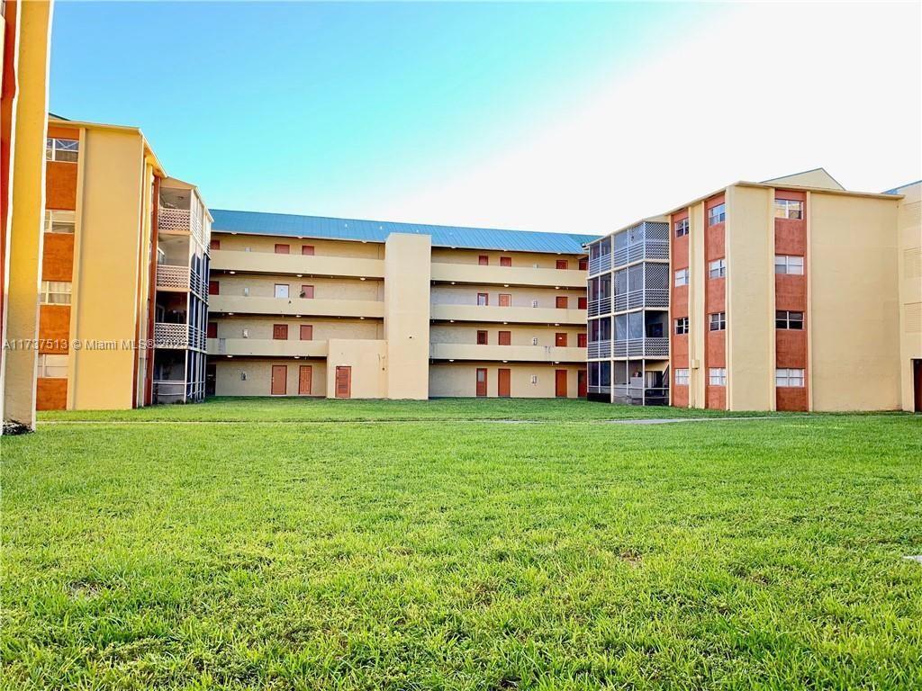 Property for Sale at 3710 Nw 21st St 310, Lauderdale Lakes, Broward County, Florida - Bedrooms: 2 
Bathrooms: 2  - $168,000