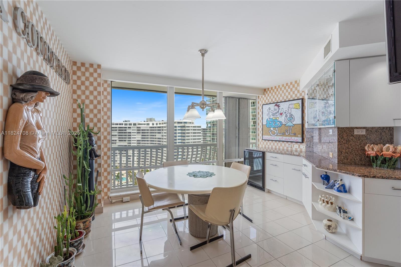 POINT OF AMERICAS - Residential