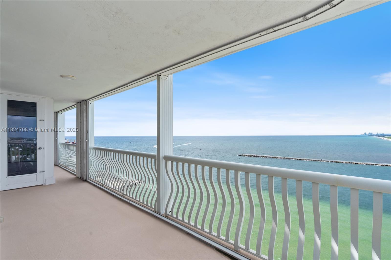 POINT OF AMERICAS - Residential