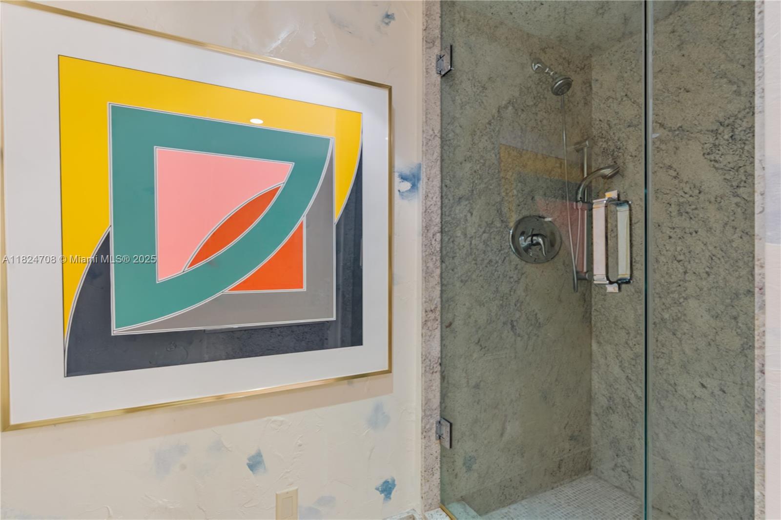 POINT OF AMERICAS - Residential